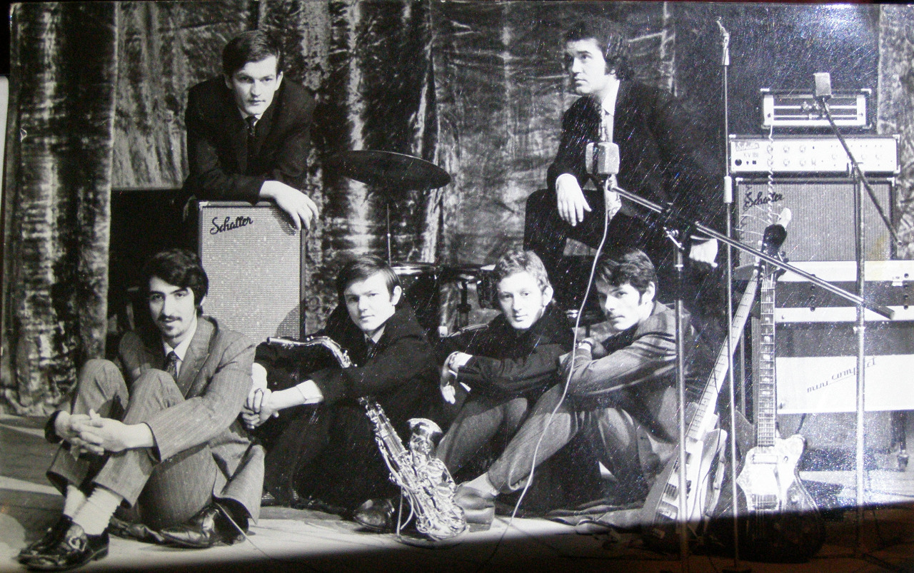 CLASIC XX :: STRATONELU - rock school